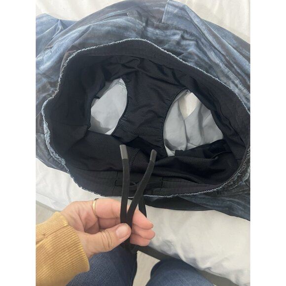 Lululemon Channel Cross Short 7" High Tide Multi Size Medium - Picture 7 of 10